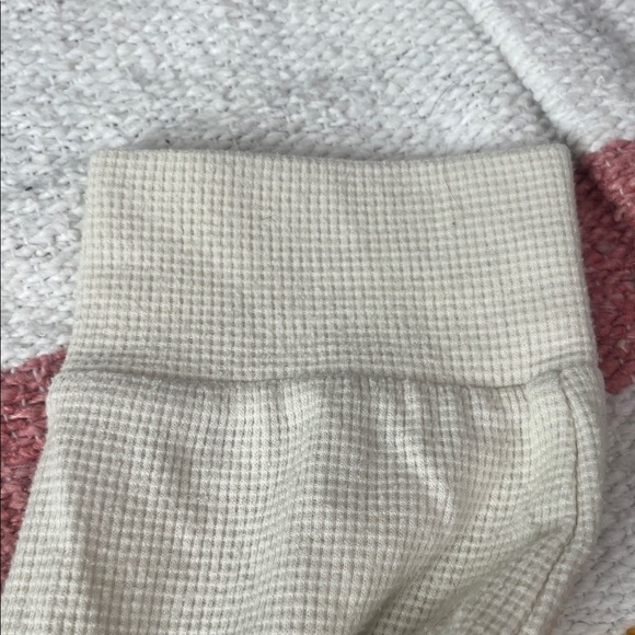 Victoria's Secret Cream Joggers - Picture 4 of 4